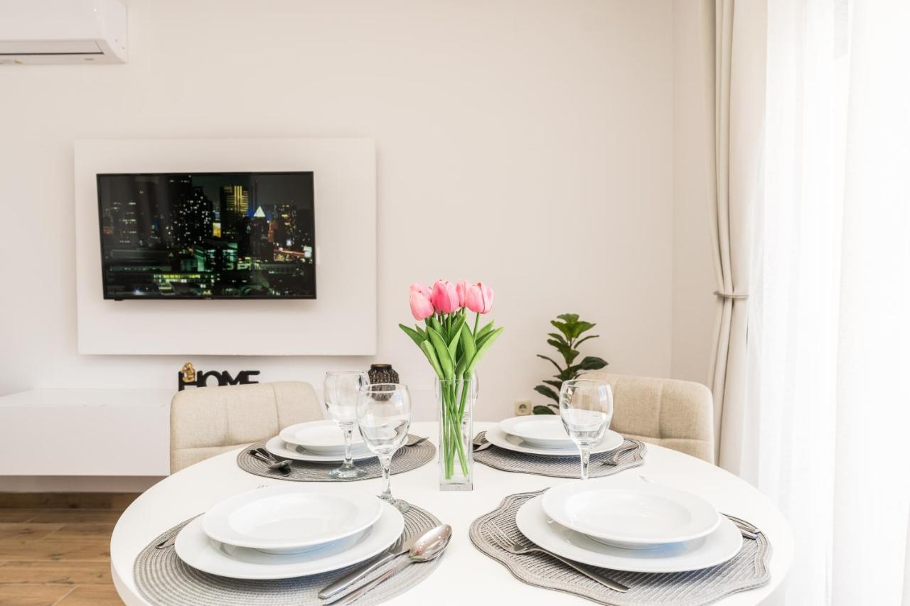 Apartmani Tomeri Starigrad Paklenica Exteriör bild