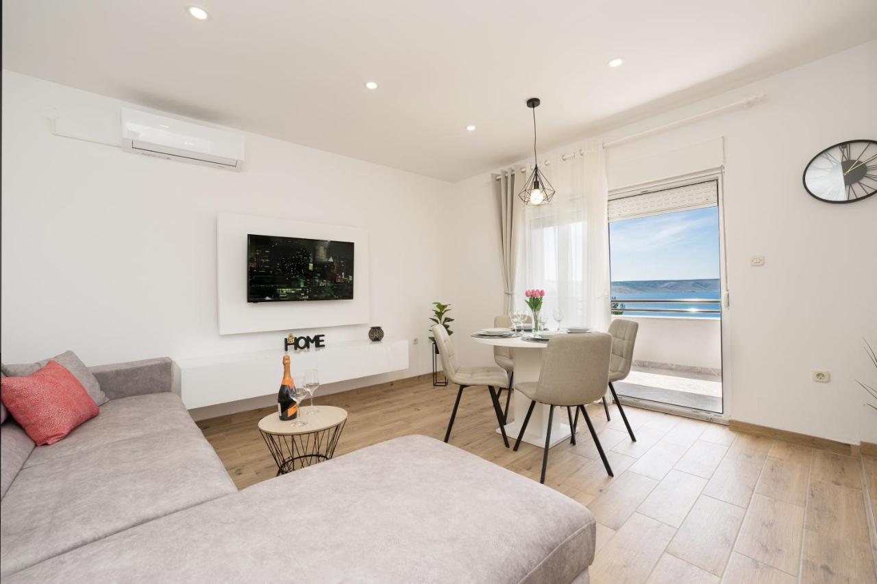 Apartmani Tomeri Starigrad Paklenica Exteriör bild